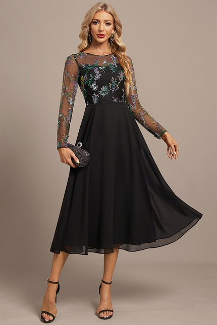 Robe Portefeuille Florale Élégante