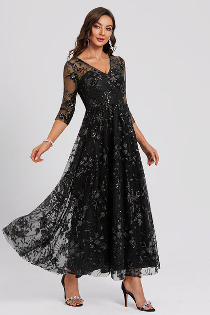 Robe Portefeuille Noire Étoilée