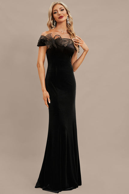Robe Portefeuille Élégance Noire Florale